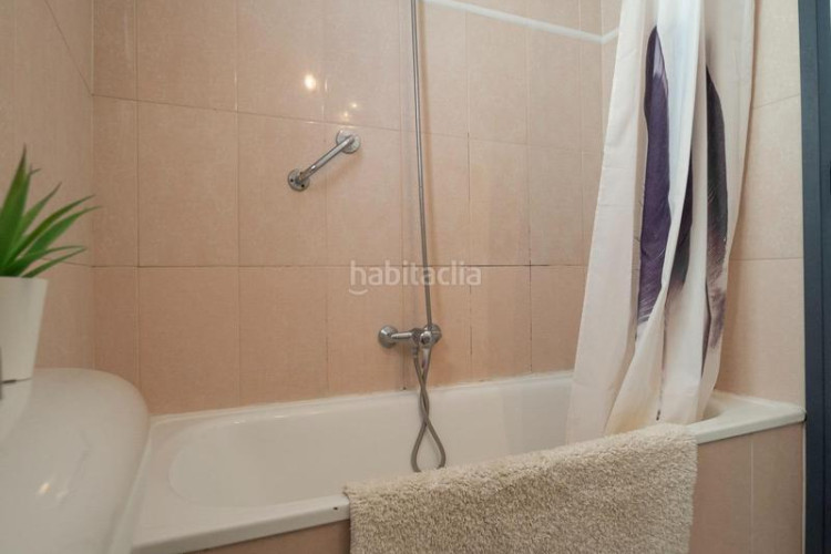 Apartamento vive a 100 metros de la playa de Riells, en la hermosa costa brava! en Escala (L´)