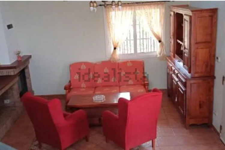 Casa independiente en calle Muga s/n