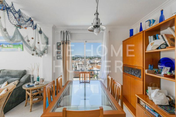 Ático  de 133 m2 con terraza en venta en escala, l en Escala (L´)