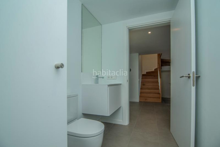 Casa en carrer ramon marquet 5 de lujo frente al mar en Escala (L´)