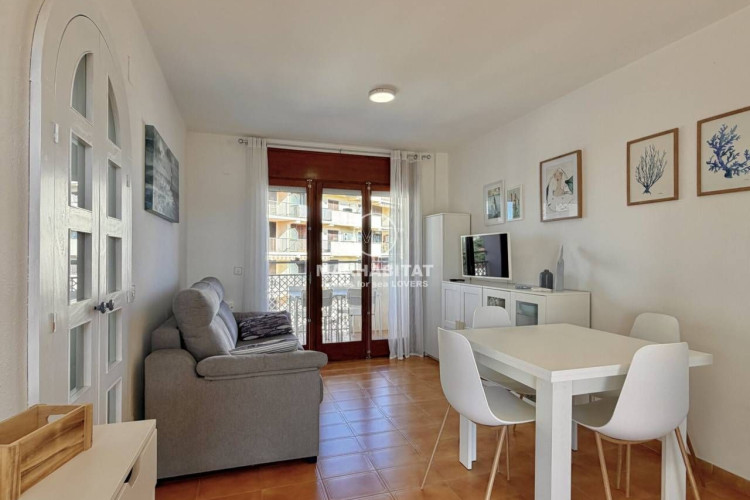 Margarida, 23, Riells