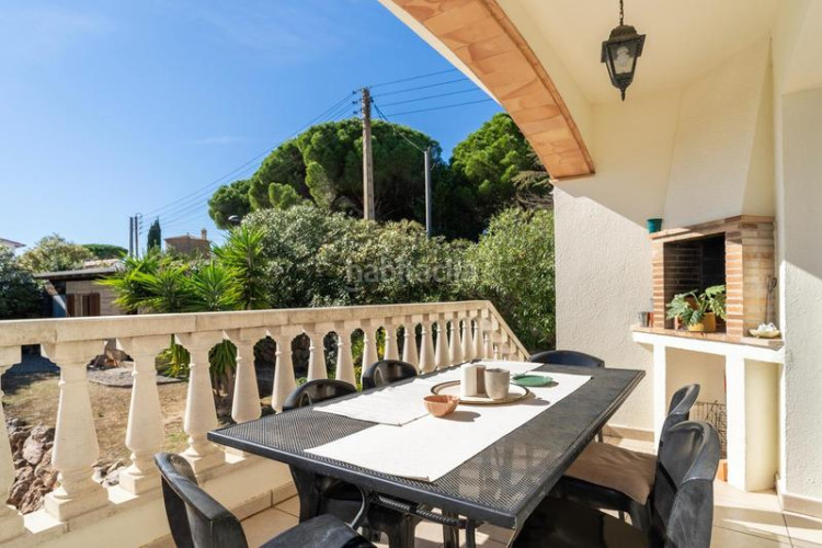 Casa  con vistas al mar en montgó con piscina, sauna y licencia turística en Escala (L´)