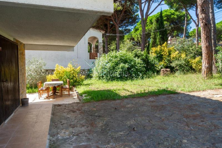 Casa  individual con jardín privado zona puig sec en Escala (L´)
