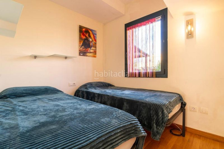 Casa  moderna situada a 250m de la playa en Riells Escala (L´)