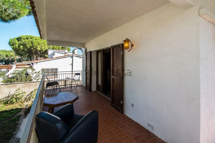 Casa independiente en calle Olives, 25