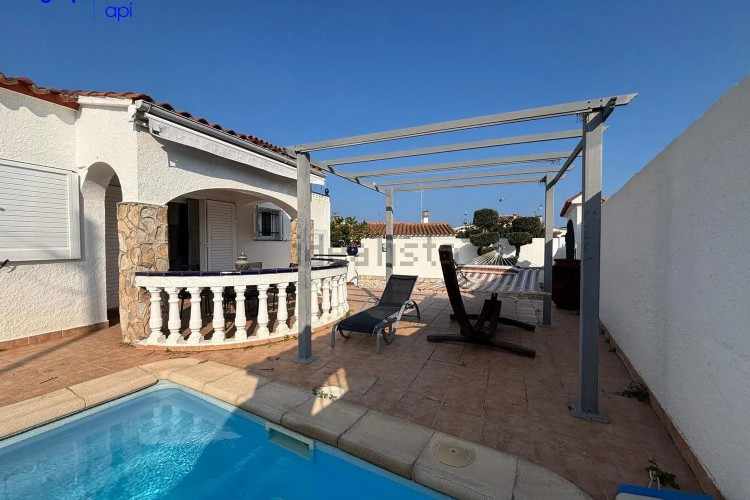 Chalet en calle del Palau