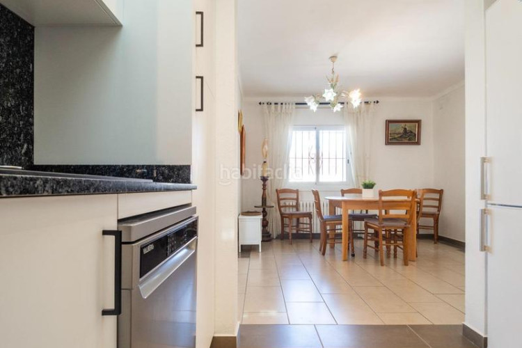 Casa  espaciosa con vistas al mar y piscina privada zona puig sec en Escala (L´)