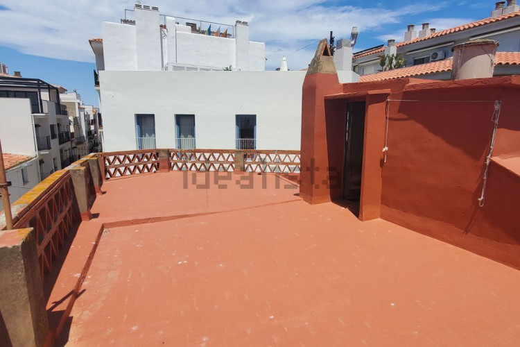 gran casa casco antiguo muchas posibilidades con vista al mar