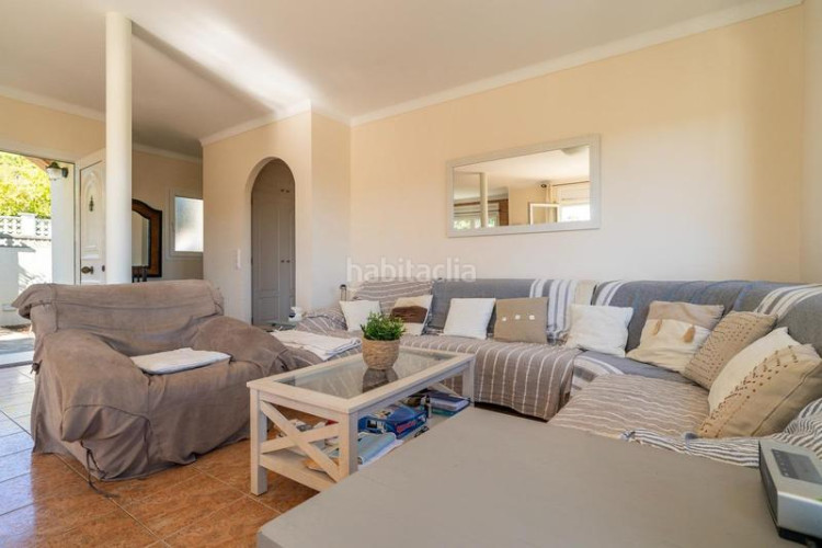 Casa  con vistas al mar en montgó con piscina, sauna y licencia turística en Escala (L´)