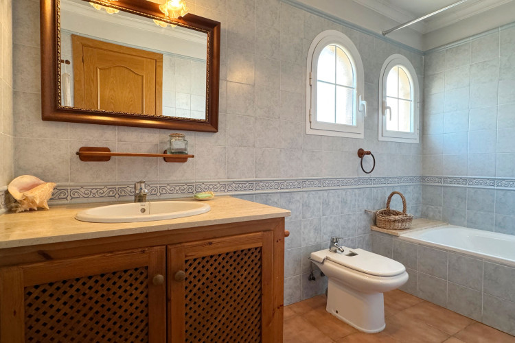 Carrer Muga, 73, Port - La Cota - Puig Sec