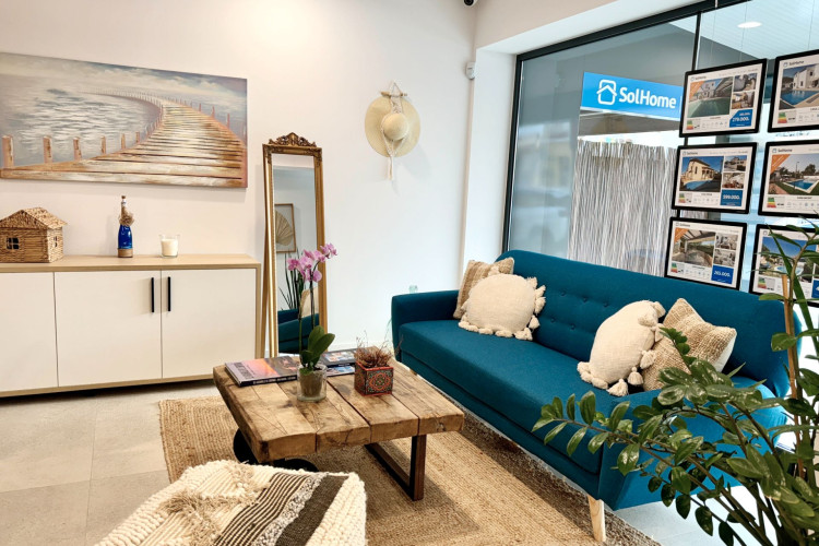 Carrer Tramuntana, 32, Eixample Residencial