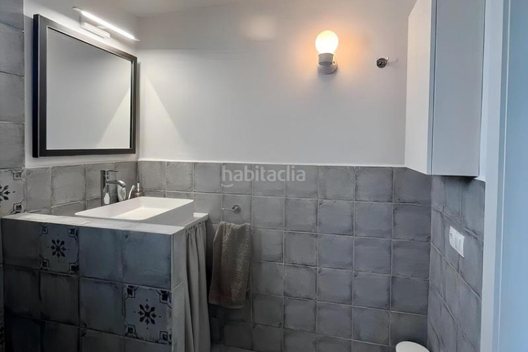 Piso dúplex exclusivo con espectaculares vistas al mar y solárium privado en Escala (L´)