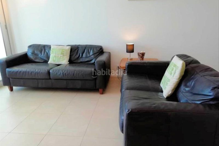 Piso apartamento 114m², vista mar, primera línea, con licencia turistico en Escala (L´)