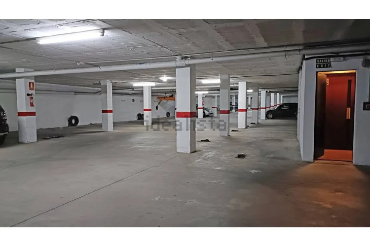 Piso en avenida Riells, 120 -130