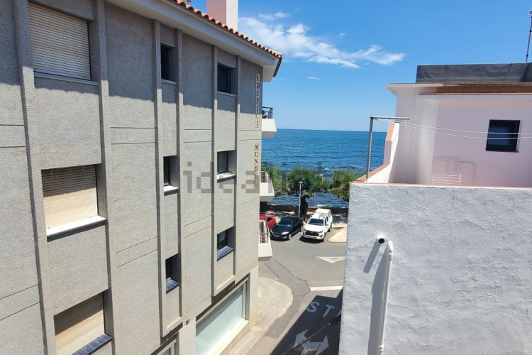 gran casa casco antiguo muchas posibilidades con vista al mar