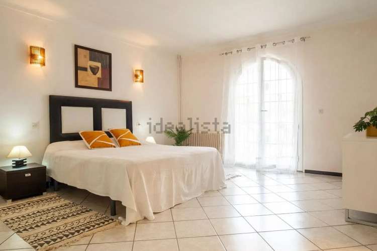 Casa independiente en calle Mallols