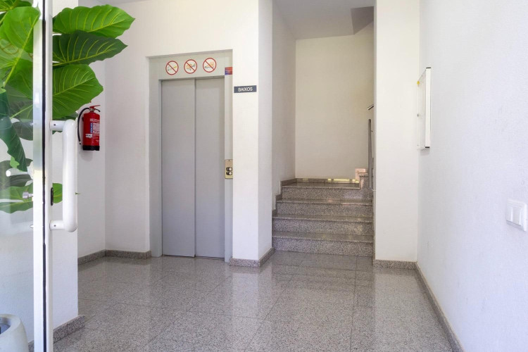 Calle PONENT, Eixample Residencial