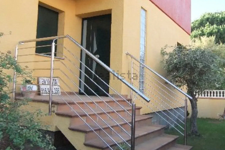 GRAN CASA EN VENTA A l'ESCALA - 500m de la playa de Riells
