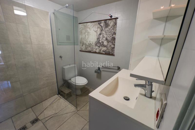 Casa  en cala Montgó con piscina, bonitas vistas y a sólo 180m del mar en Escala (L´)