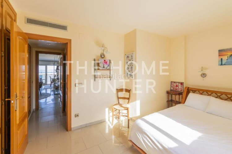 Ático  de 214 m2 con vistas y terraza en venta en escala, l en Escala (L´)