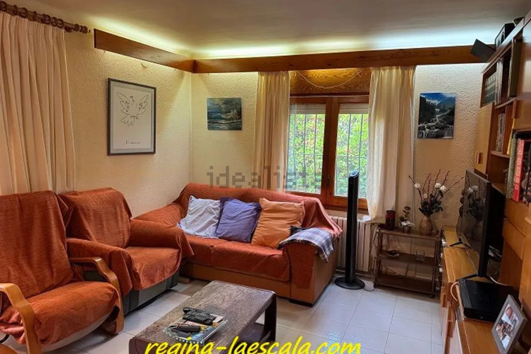 Chalet adosado en CL Muntanya Rodona