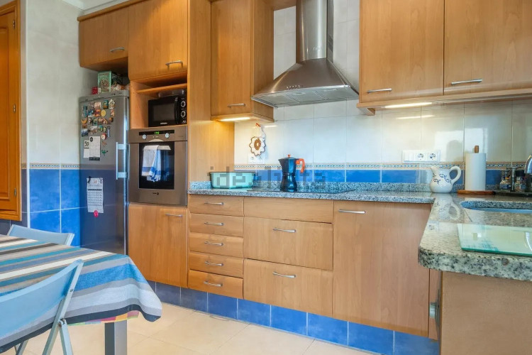 Chalet pareado en calle Tossa