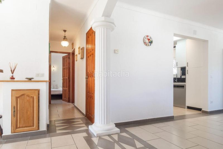 Casa  espaciosa con vistas al mar y piscina privada zona puig sec en Escala (L´)