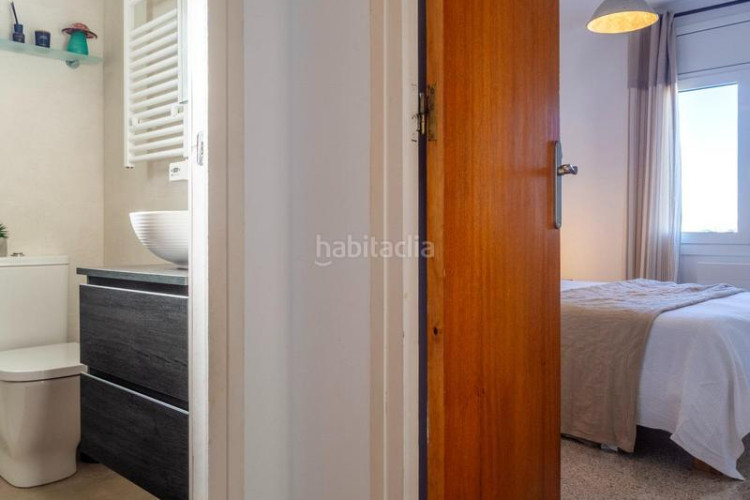 Apartamento piso en muy buen estado con vistas despejadas en Escala (L´)