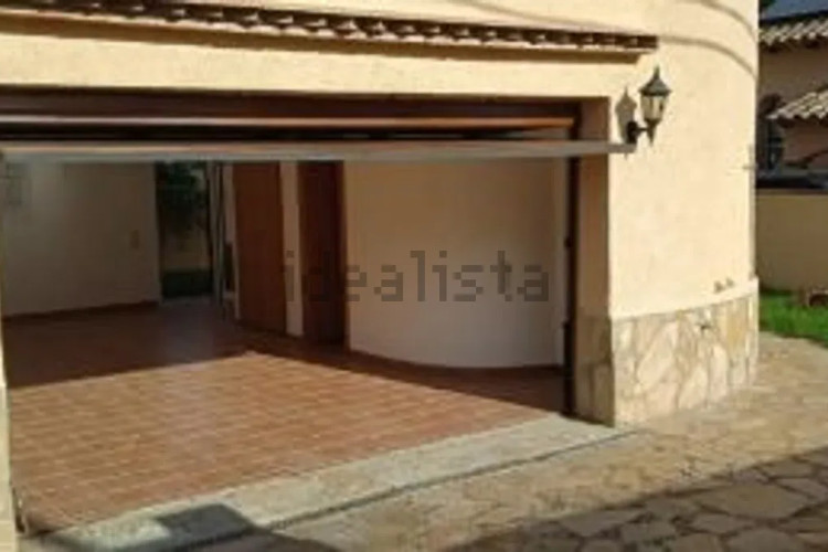 Casa independiente en calle Muga s/n