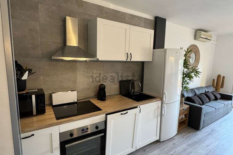 Piso en avenida de Montgó