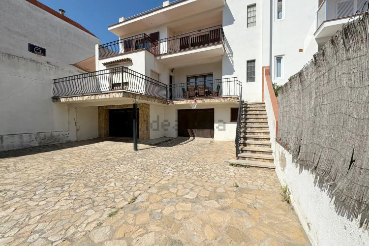 Chalet adosado en calle Tramuntana, 4