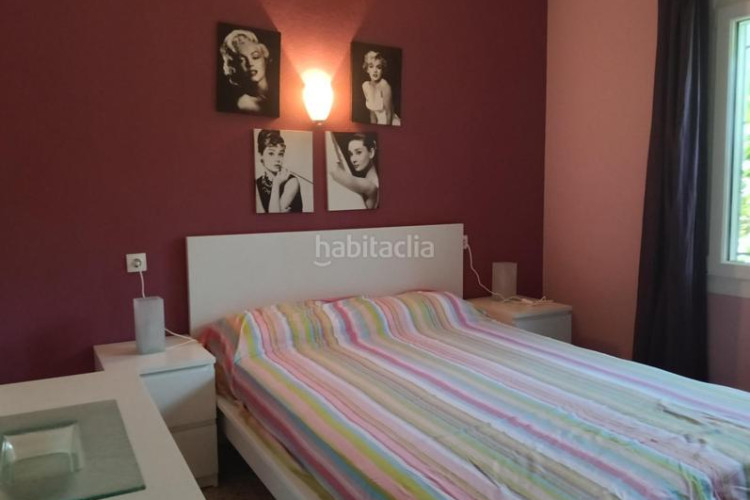 Chalet acogedor chalet esquinero con jardín y parking con posibilidad de piscina privada lescala costa brava en Escala (L´)