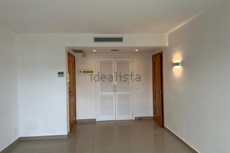 Precioso apartamento de planta baja frente el puerto de l'Escala!