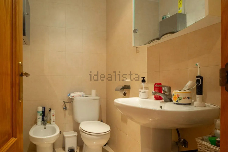 Chalet pareado en calle Tossa