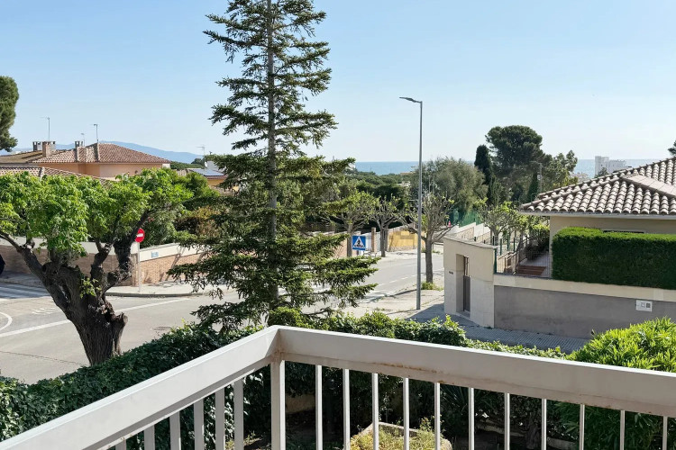 Casa independiente en calle Migjorn