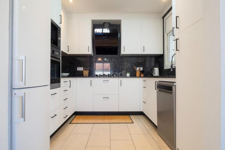 Casa  espaciosa con vistas al mar y piscina privada zona puig sec en Escala (L´)