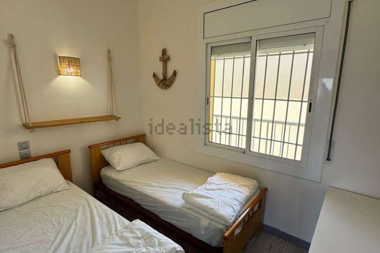 Piso en avenida de Montgó