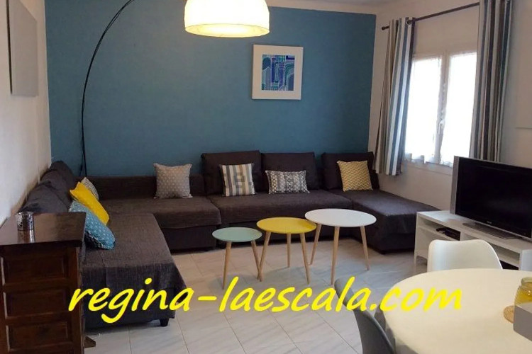 Chalet adosado en calle Onyar