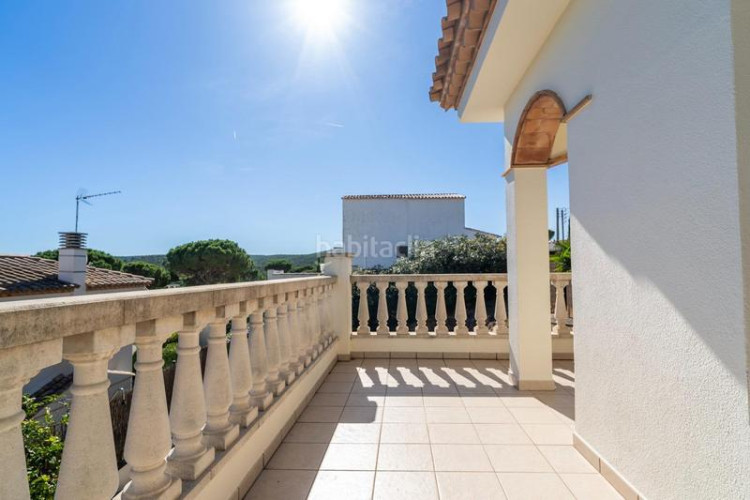 Casa  con vistas al mar en montgó con piscina, sauna y licencia turística en Escala (L´)