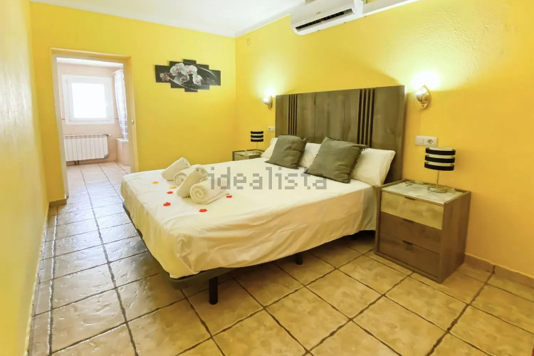 Casa independiente en CL Avet