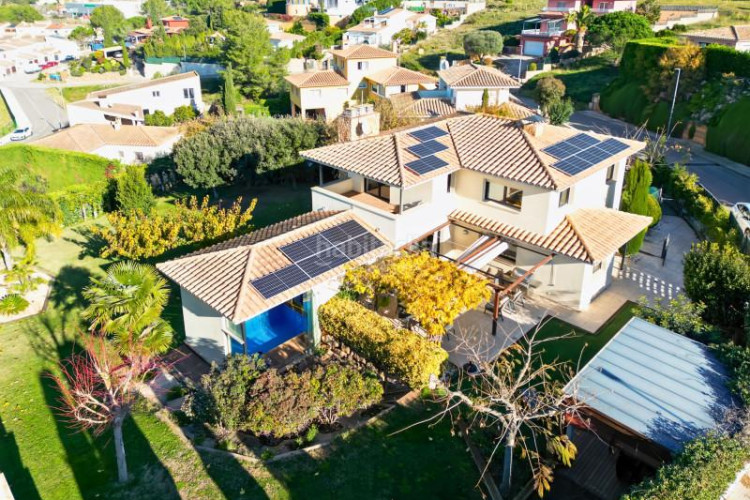 Casa villa de lujo en venta situada en una de las zonas más tranquilas de lescala, a un paso de las playas de empúries y del centro del en Escala (L´)