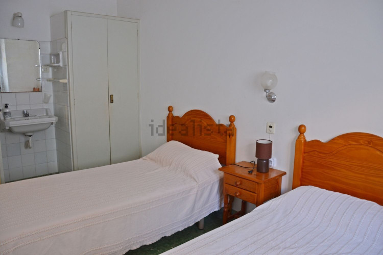 Chalet adosado en calle Canyet