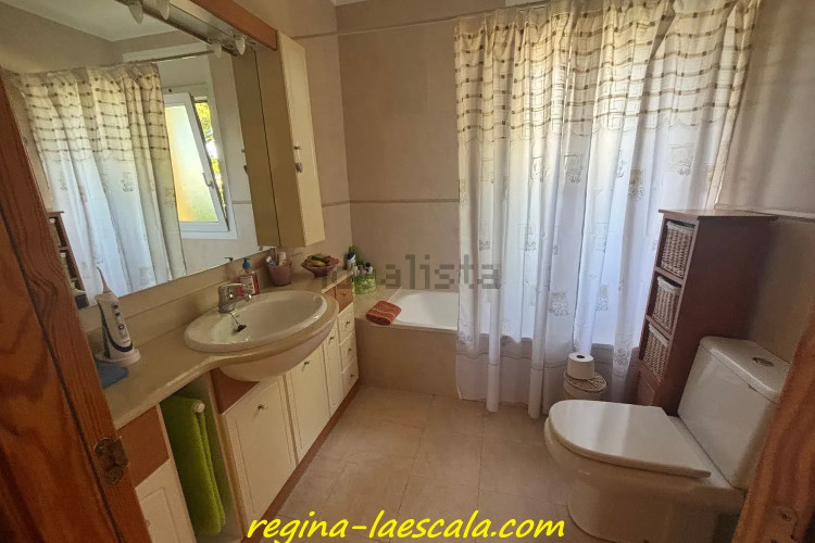 Chalet pareado en calle Cantallops