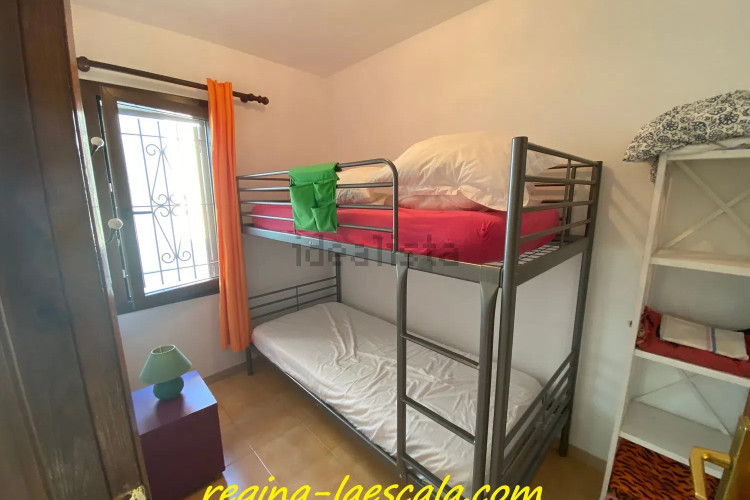 Chalet adosado en calle Fitora