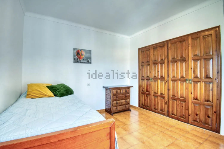 Casa independiente en calle Ricardell, 27