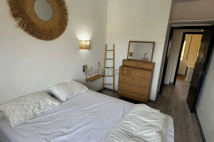 Piso en avenida de Montgó