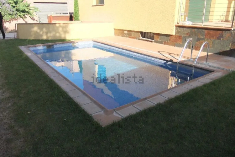 GRAN CASA EN VENTA A l'ESCALA - 500m de la playa de Riells
