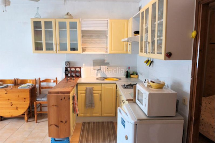 Apartamento  de 45 m² en el centro de l'escala, a 200 m del mar. en Escala (L´)
