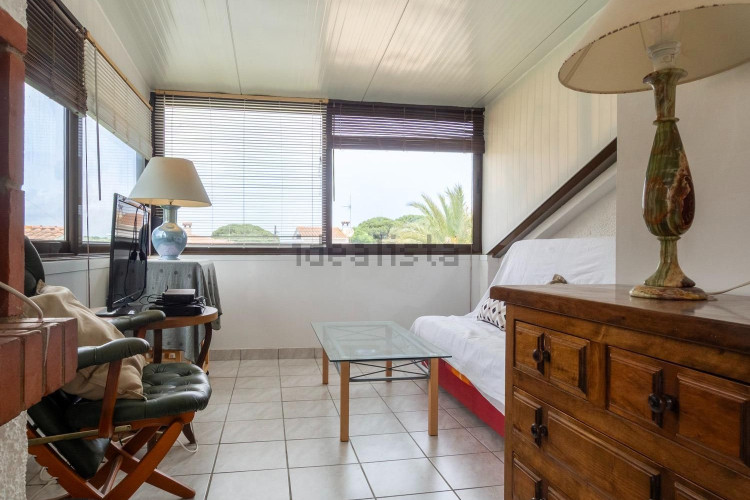 Casa independiente en calle Mallols