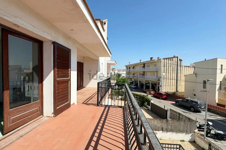 Chalet adosado en calle Tramuntana, 4